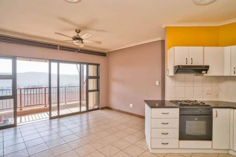 1.5 Bed Apartment in Reservoir Hills photo number 3