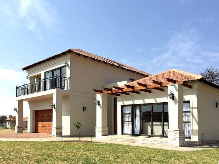 4 Bed House in Parys photo number 5
