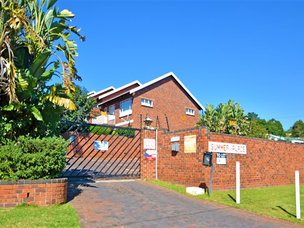 2 Bed Apartment in Kloofendal