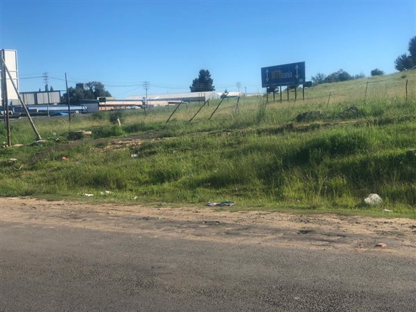 1000 m² Land available in Ficksburg
