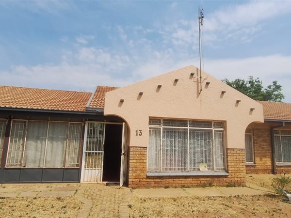 3 Bedroom House 3 Bedroom House
