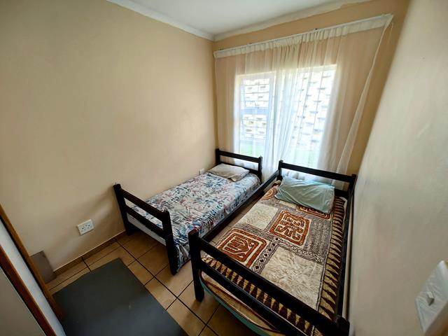 3 Bed Simplex in Uvongo photo number 26