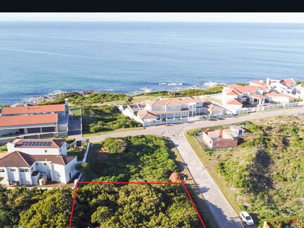 788 m² Land