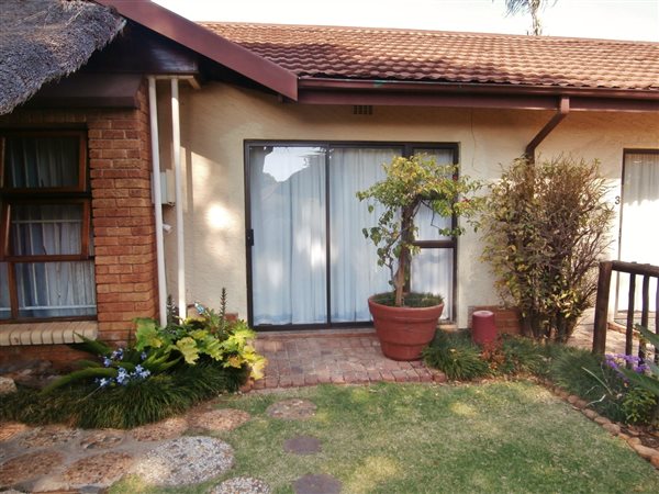 1 Bedroom House