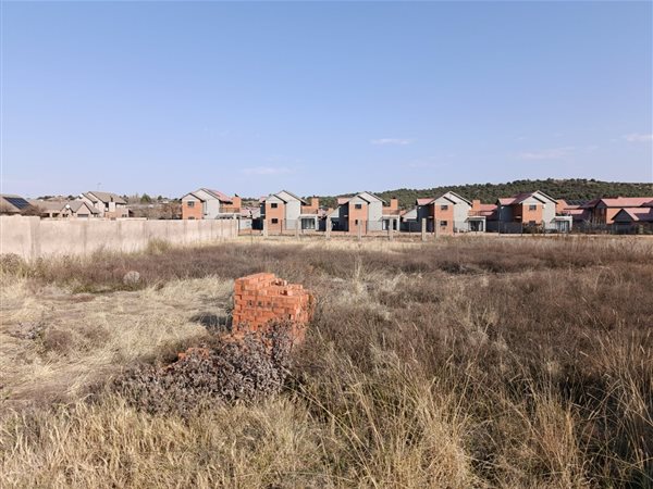 1 250 m² Land 1 250 m² Land