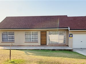 3 Bed House in Bisley