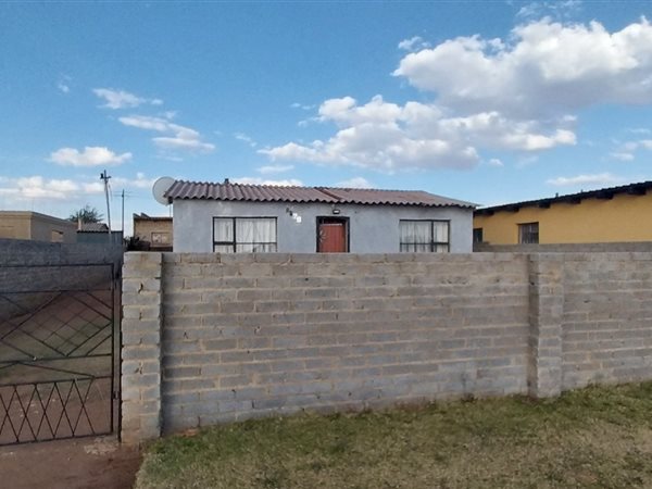 2 Bedroom House 2 Bedroom House