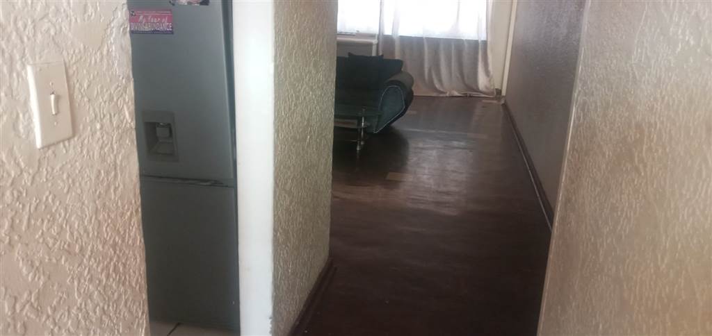 3 Bed Apartment in Kempton Park Central photo number 13