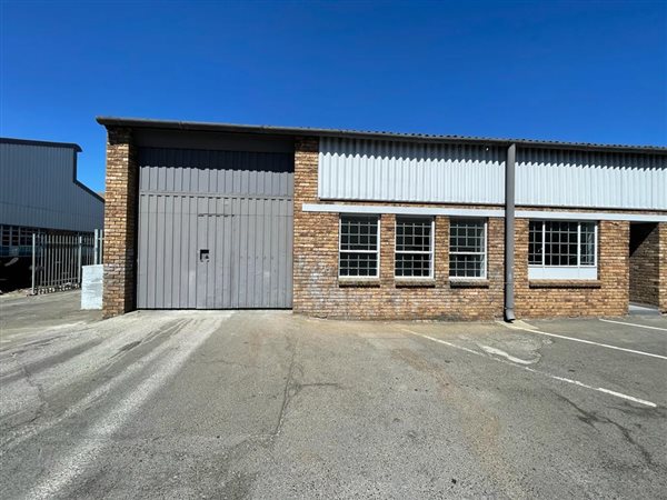 255  m² Industrial space