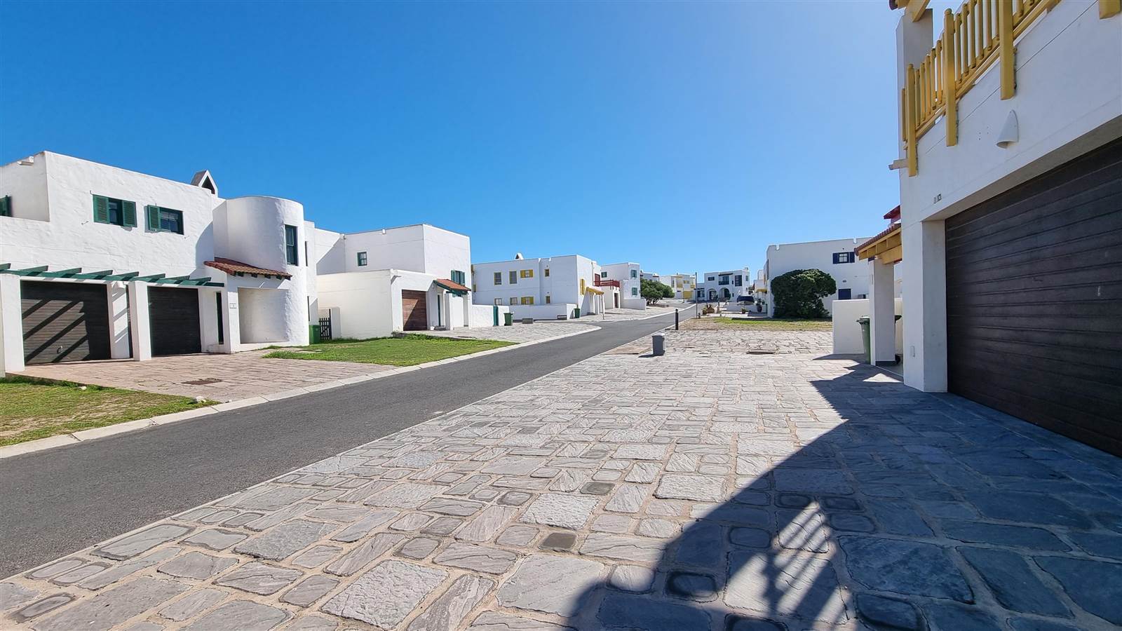 351 m² Land available in Mykonos photo number 3