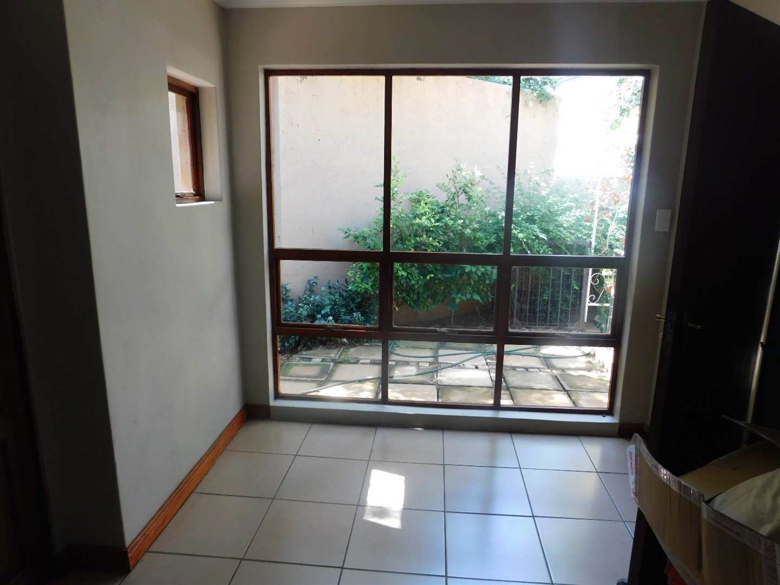 4 Bed House in Highveld photo number 9