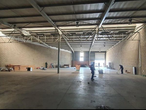 879 m² Commercial space 879 m² Commercial space