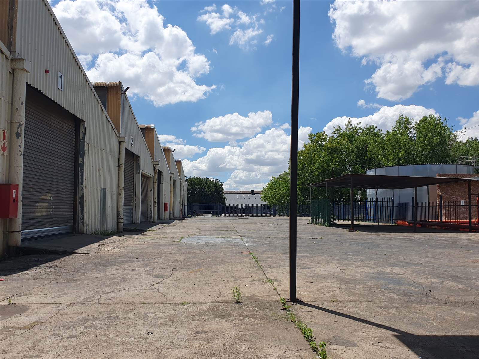 2700  m² Industrial space in Duncanville photo number 2