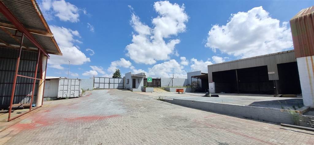 1500  m² Industrial space in Krugersdorp Central photo number 5