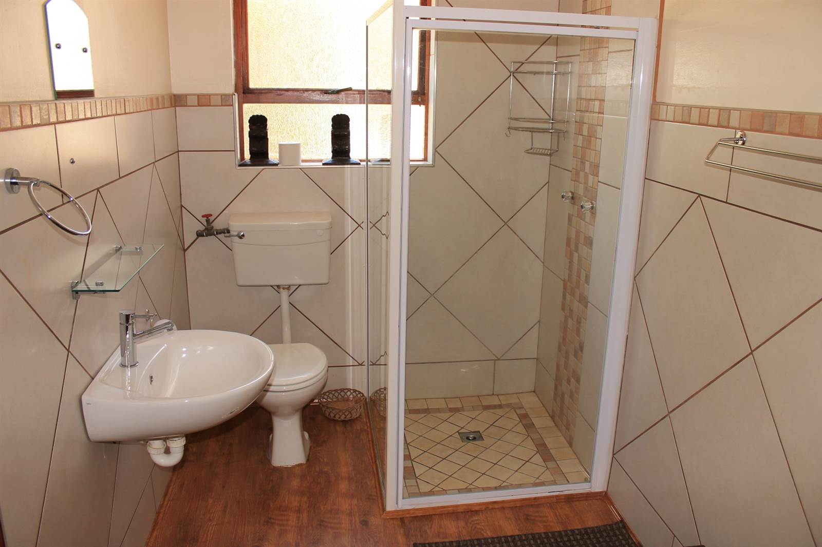 2 Bed Apartment in Yzerfontein photo number 8