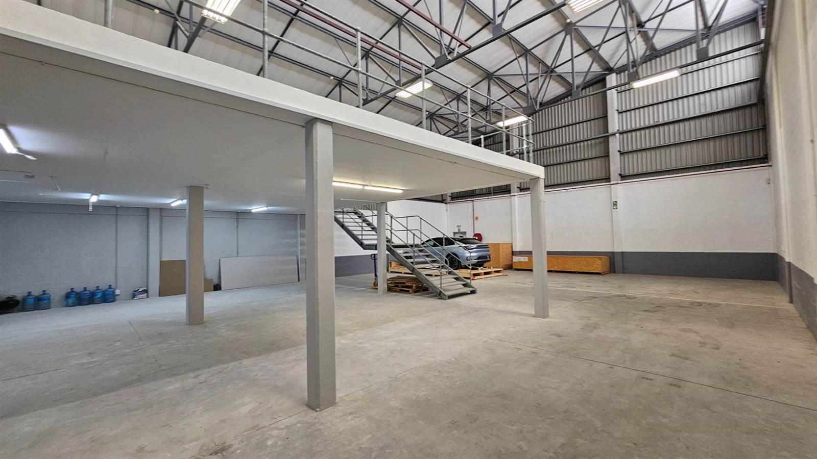 546  m² Industrial space in Airport Industria photo number 13