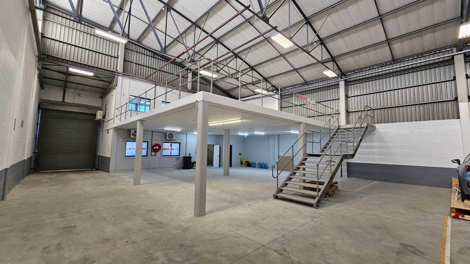 546  m² Industrial space in Airport Industria photo number 10
