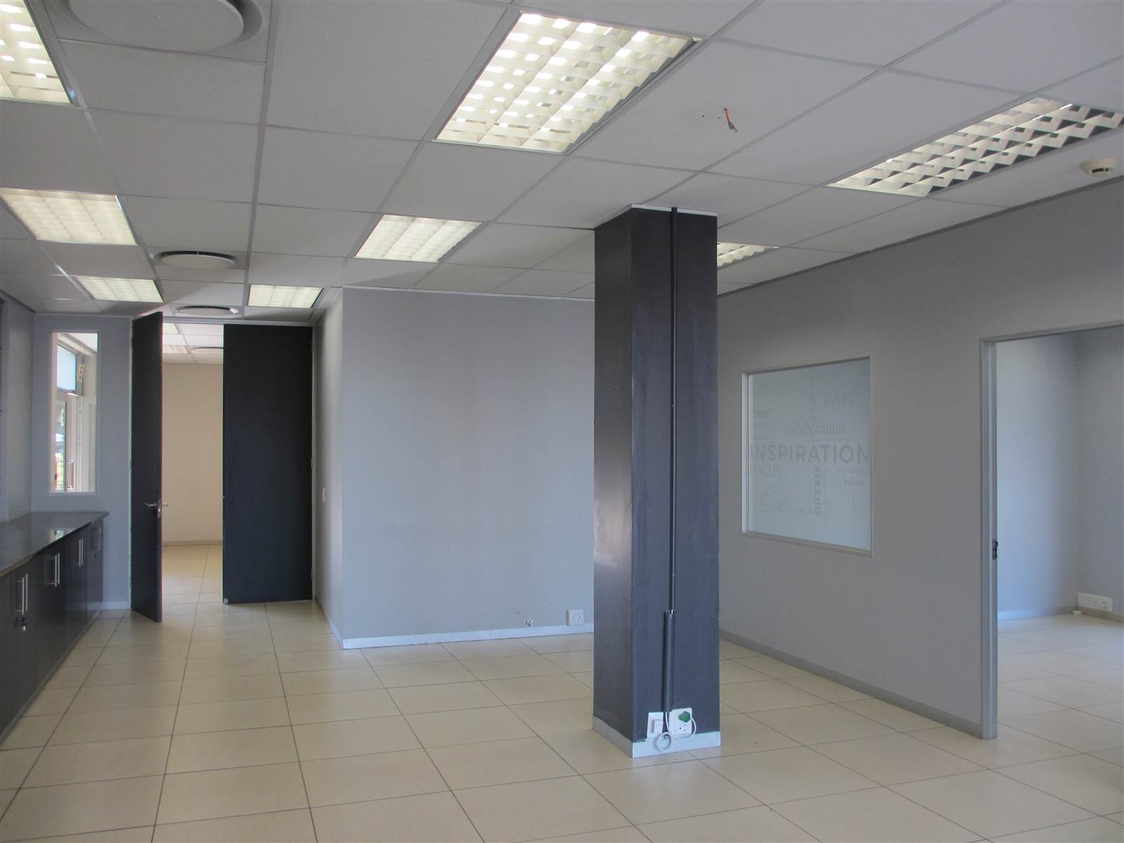 1033  m² Commercial space in Fourways photo number 19
