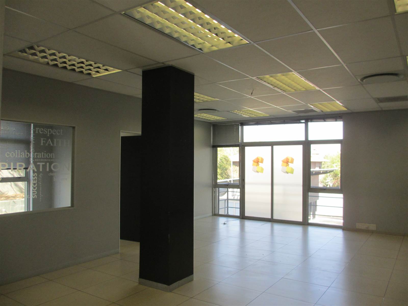 1033  m² Commercial space in Fourways photo number 9
