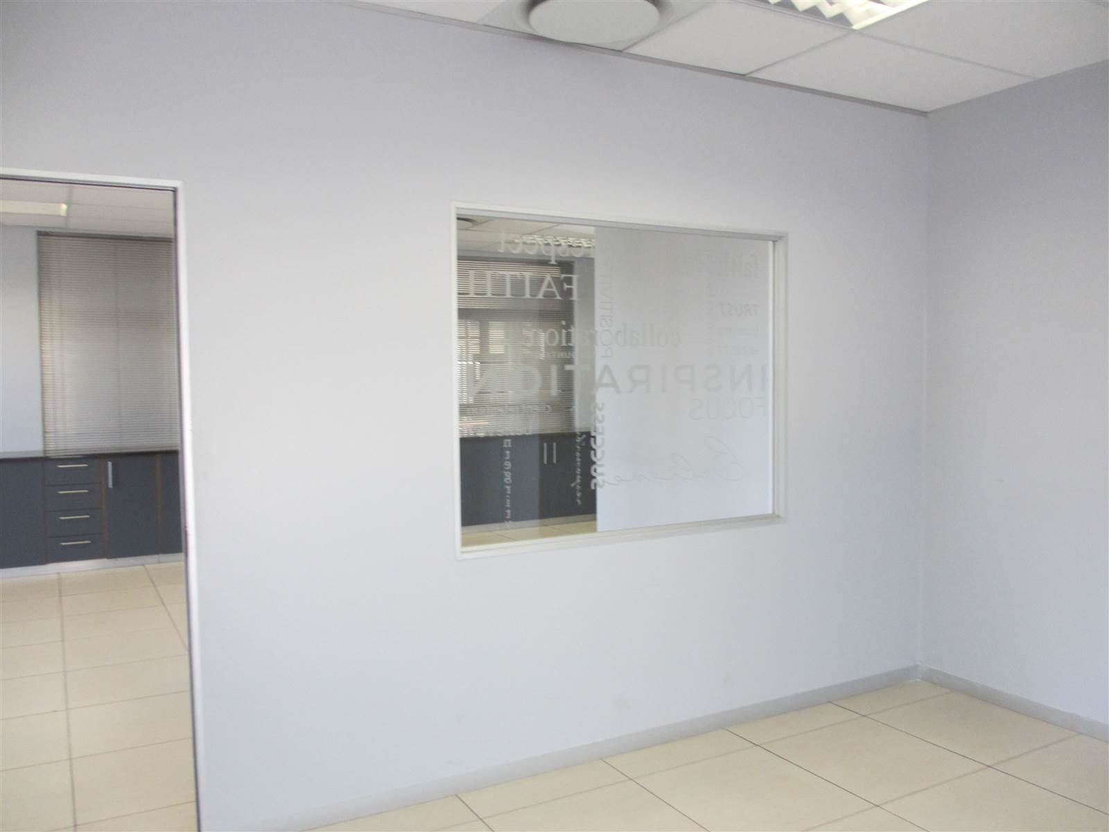 1033  m² Commercial space in Fourways photo number 15
