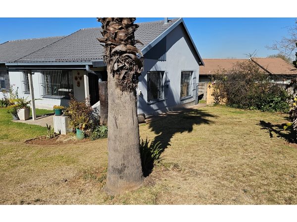 3 Bedroom House 3 Bedroom House