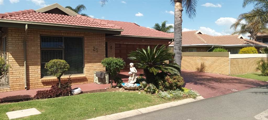 3 Bed Cluster in Beyers Park photo number 19