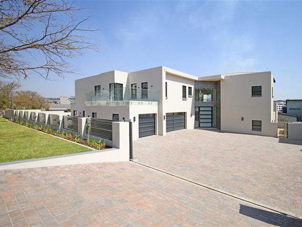 5 Bed House