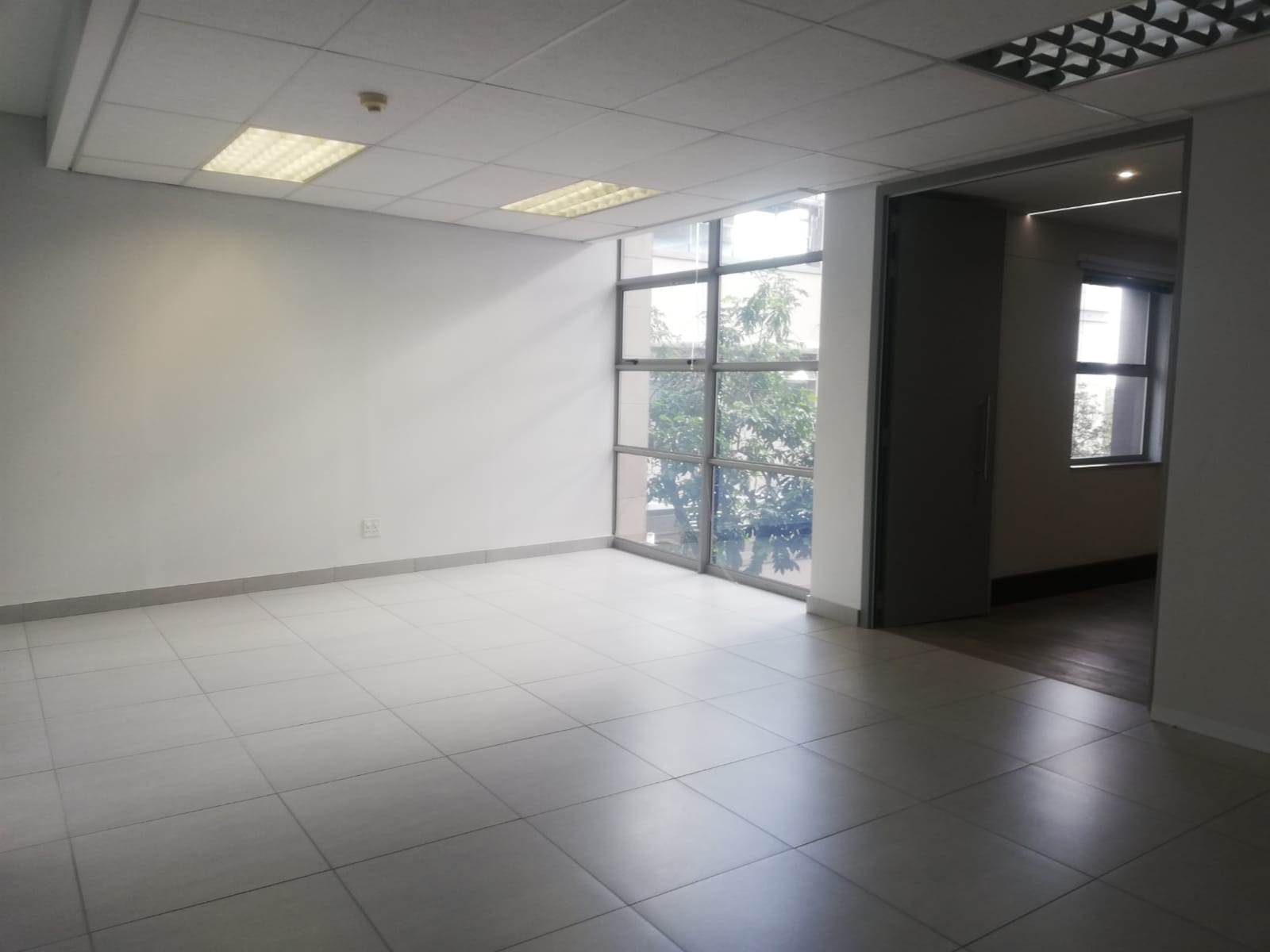 345.5  m² Commercial space in Woodmead photo number 11
