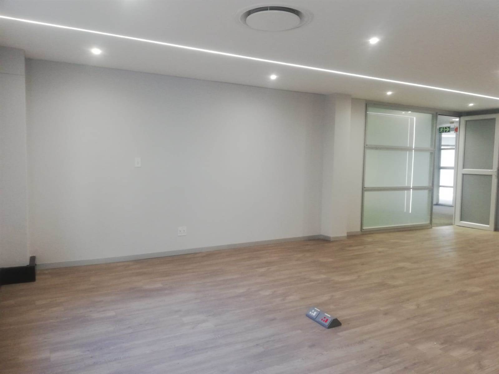 345.5  m² Commercial space in Woodmead photo number 12