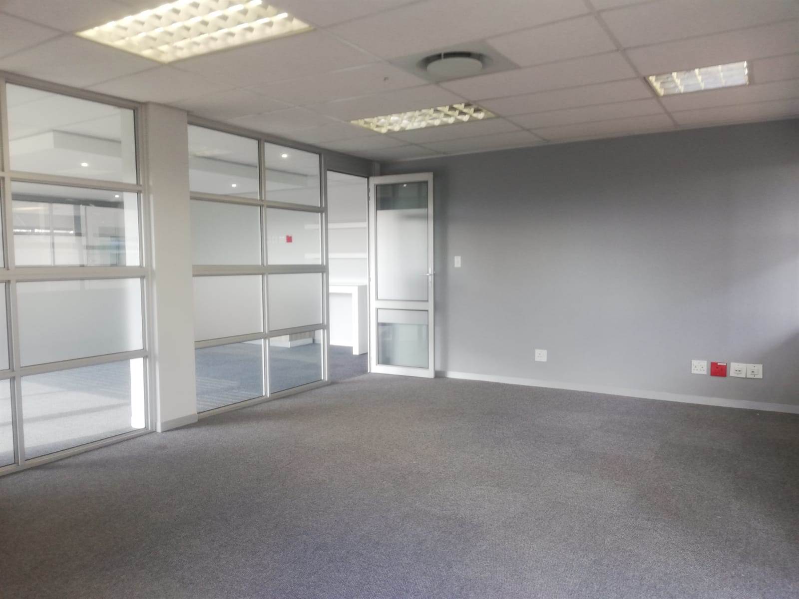 345.5  m² Commercial space in Woodmead photo number 17
