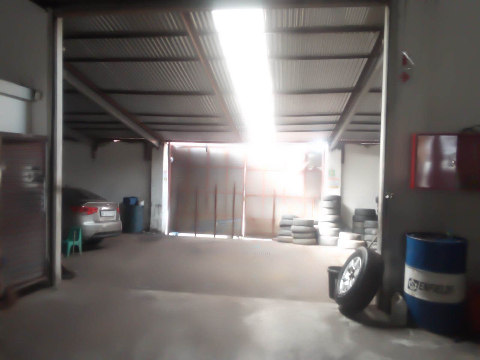 636  m² Industrial space in Durban CBD photo number 14