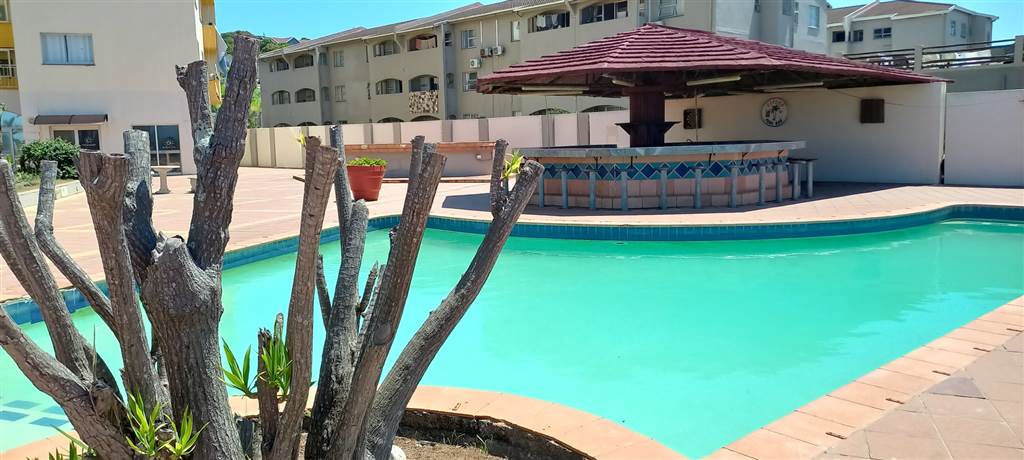 3 Bed Apartment in Port Shepstone photo number 24