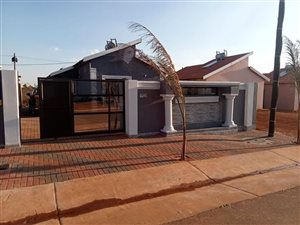 2 Bed House in Savanna City
