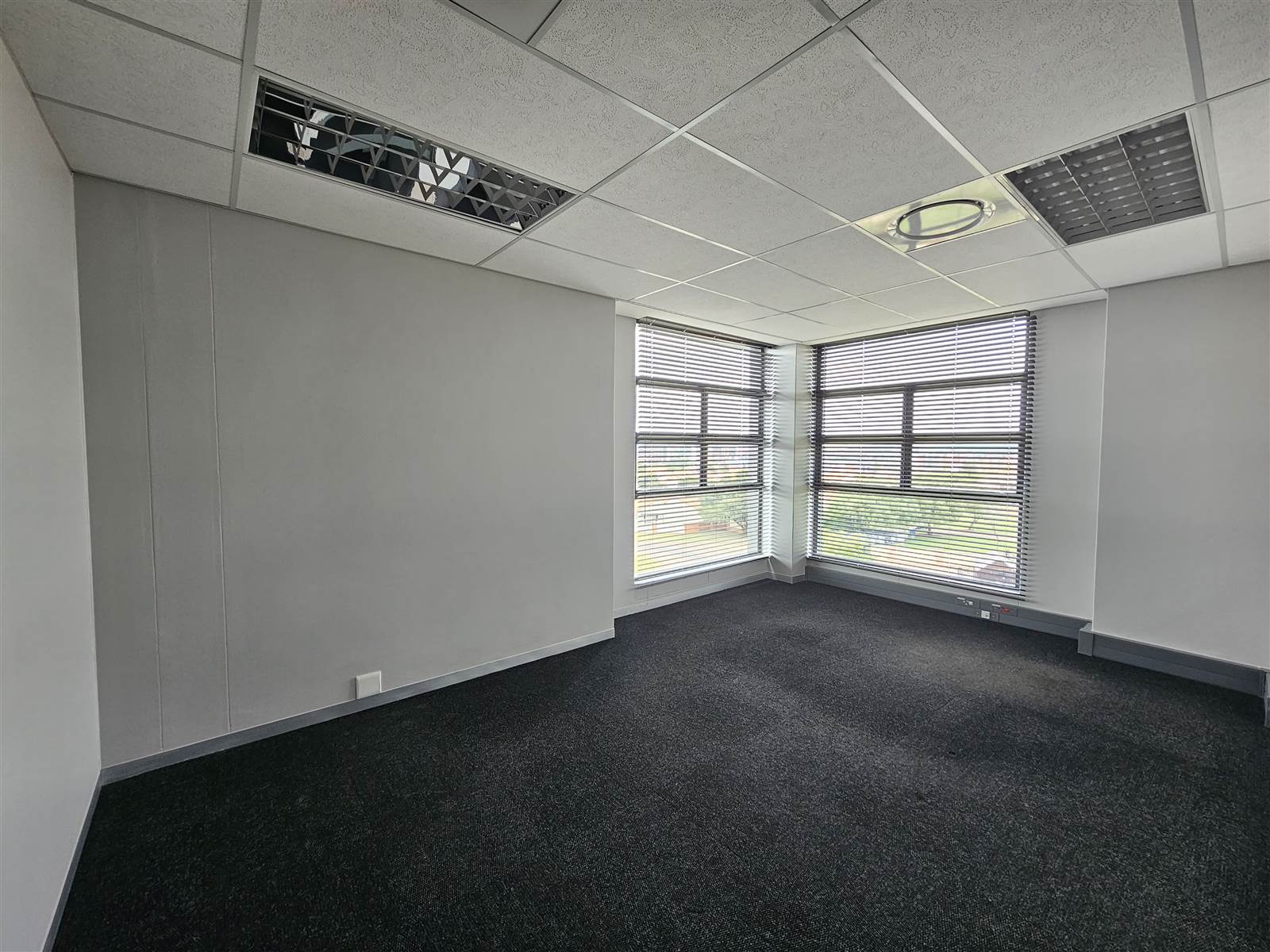496  m² Commercial space in Highveld photo number 27
