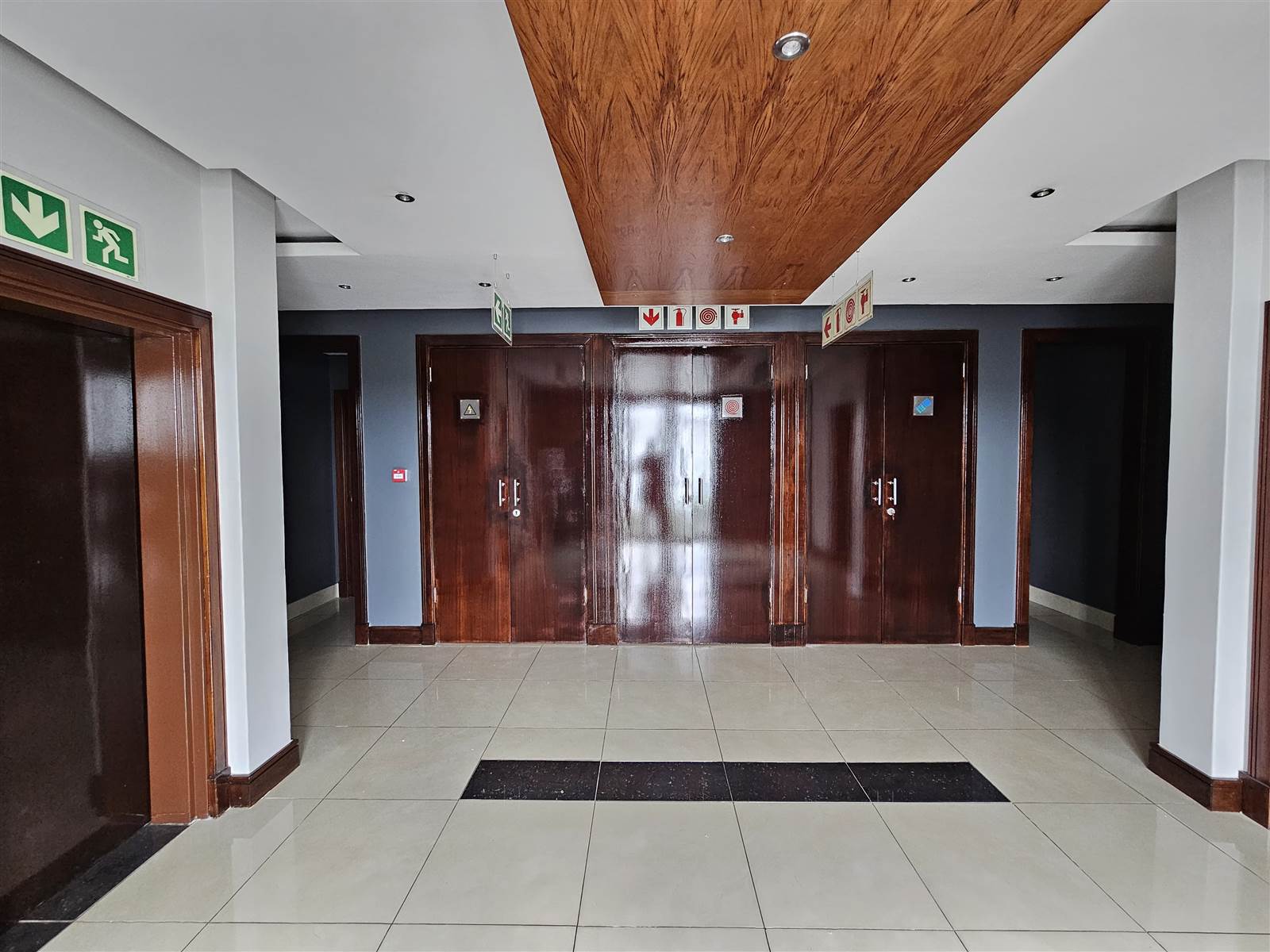 496  m² Commercial space in Highveld photo number 2