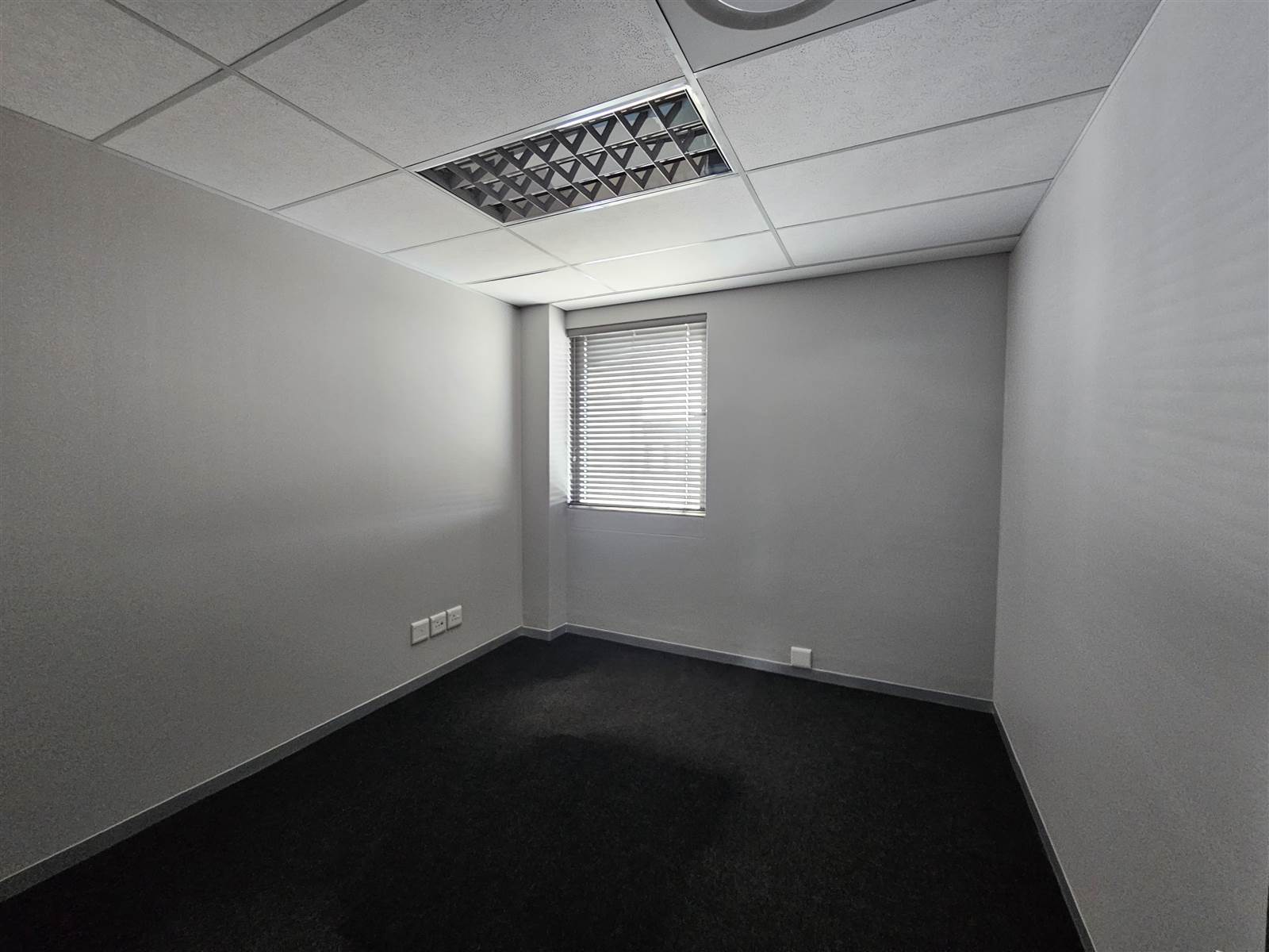 496  m² Commercial space in Highveld photo number 9