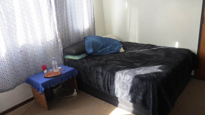 2 Bed Flat in Amanzimtoti photo number 9