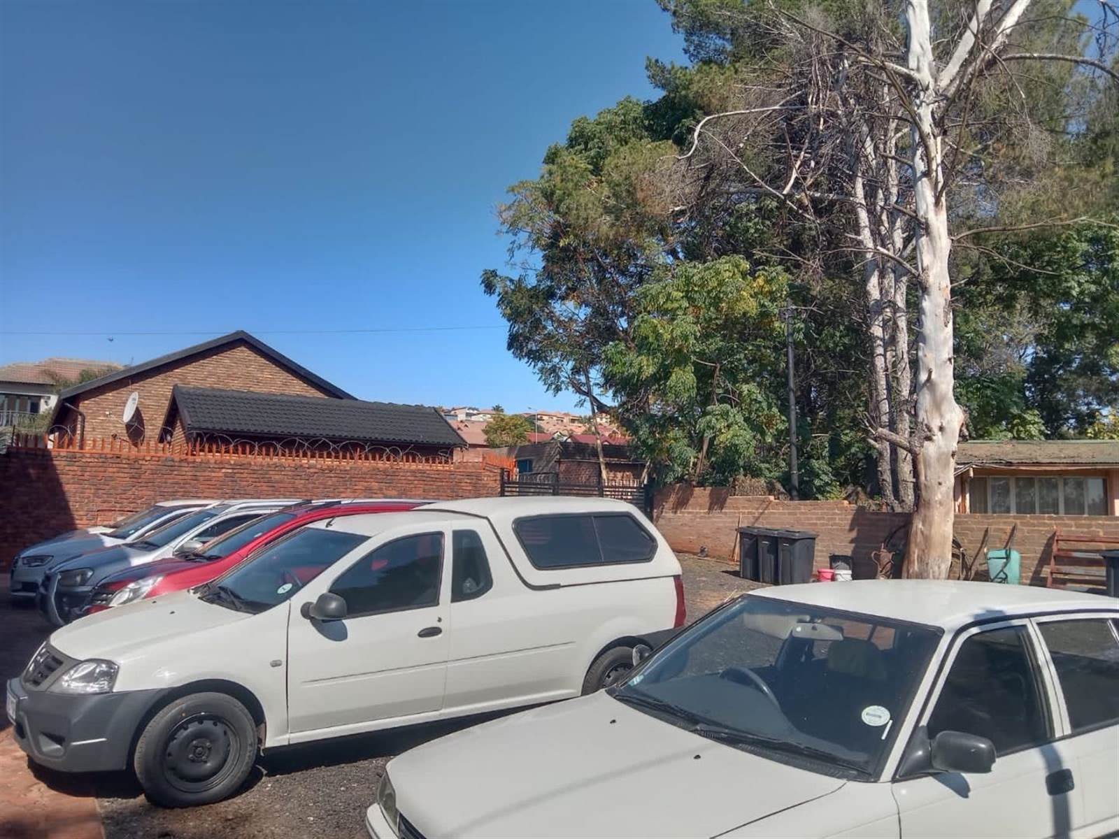 12 Bed House in Atteridgeville photo number 24