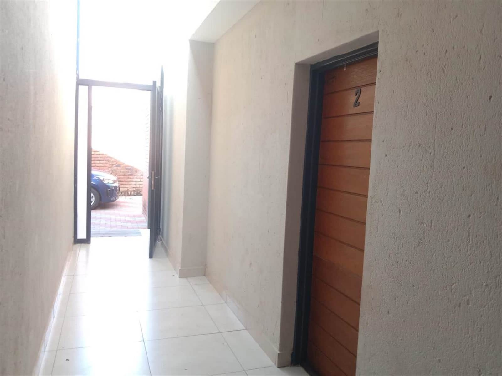 12 Bed House in Atteridgeville photo number 13
