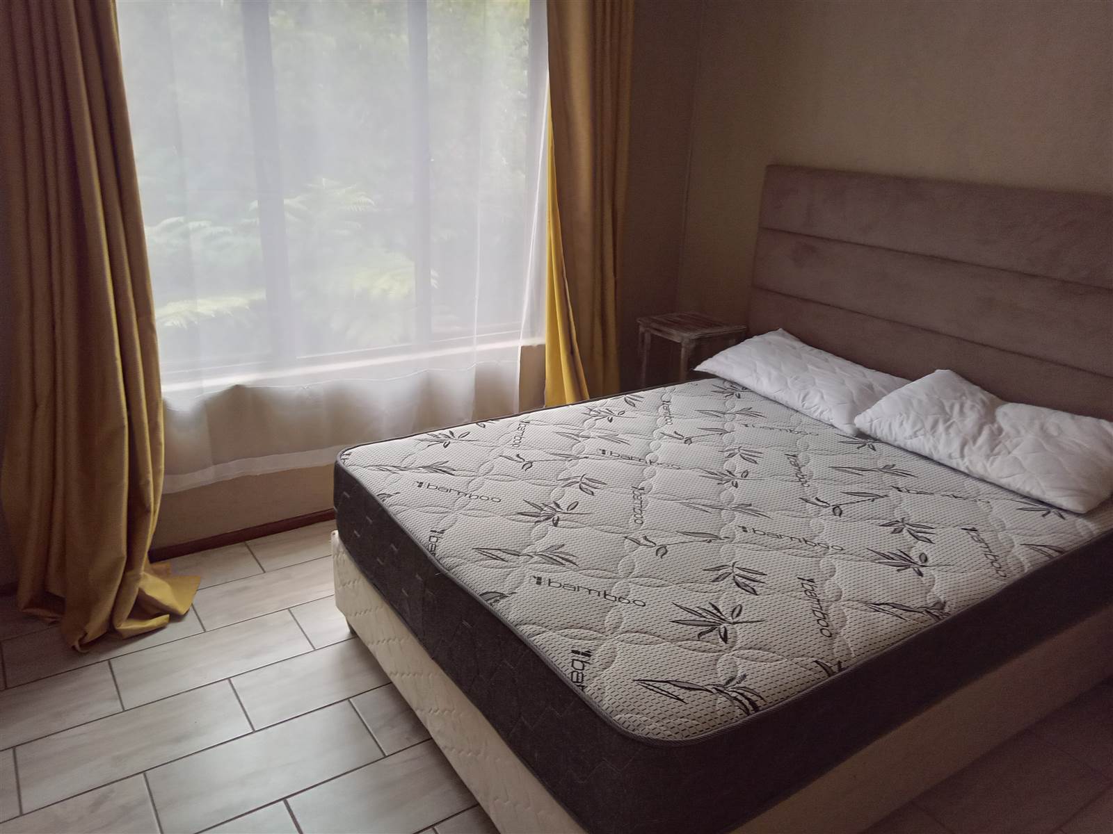 2 Bed Apartment in Kwanonzwakazi photo number 6