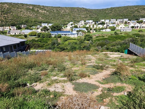 924 m² Land available in Island View