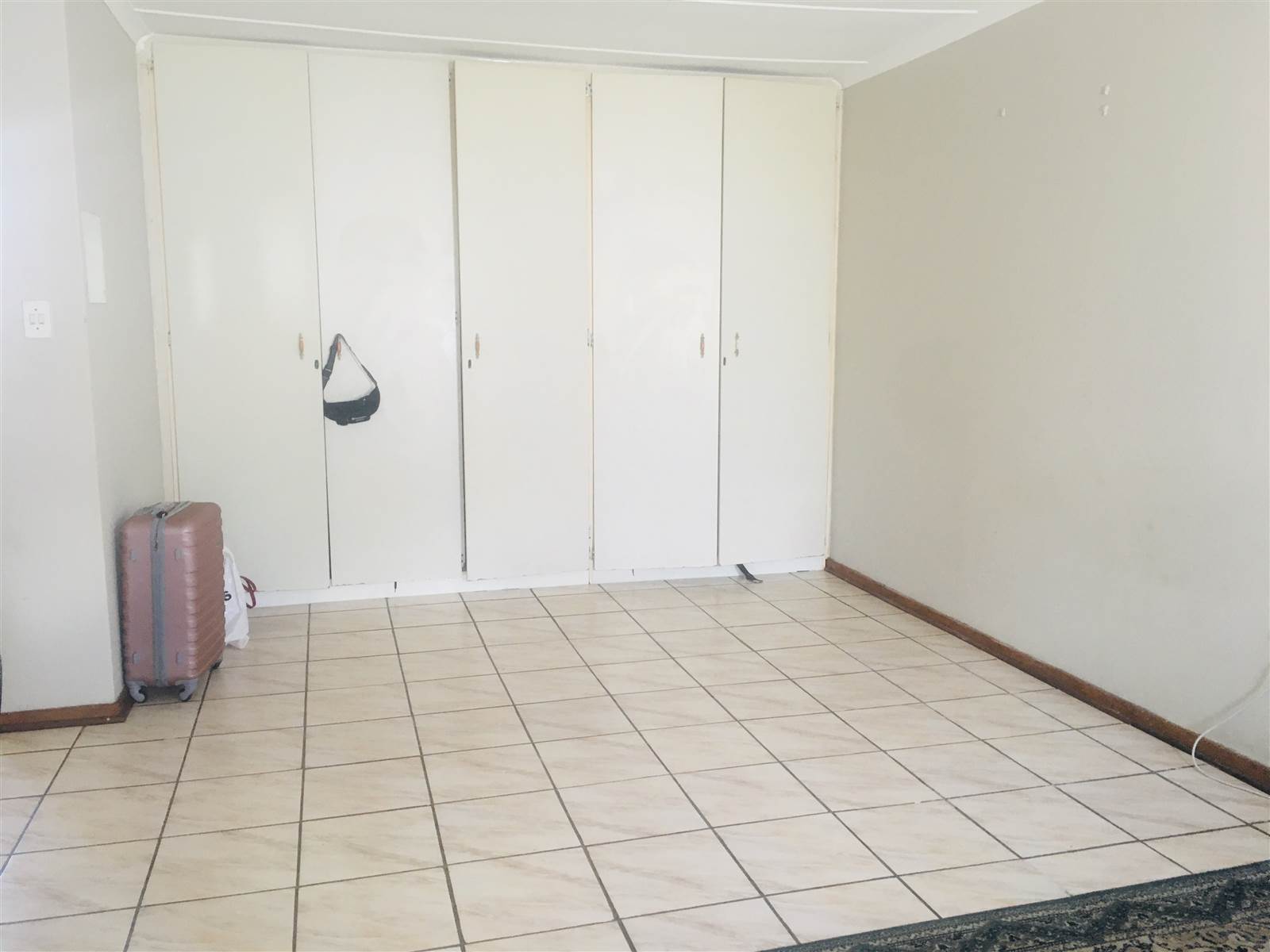 6 Bed House in Southernwood photo number 25