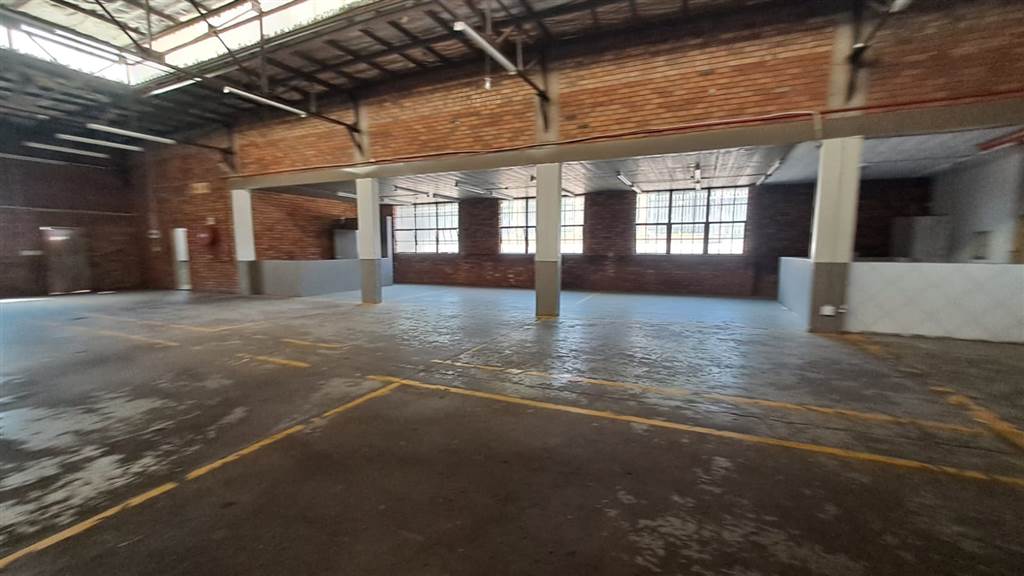 800  m² Industrial space in Silverton photo number 6