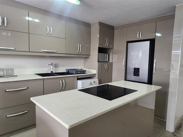 2 Bed Apartment