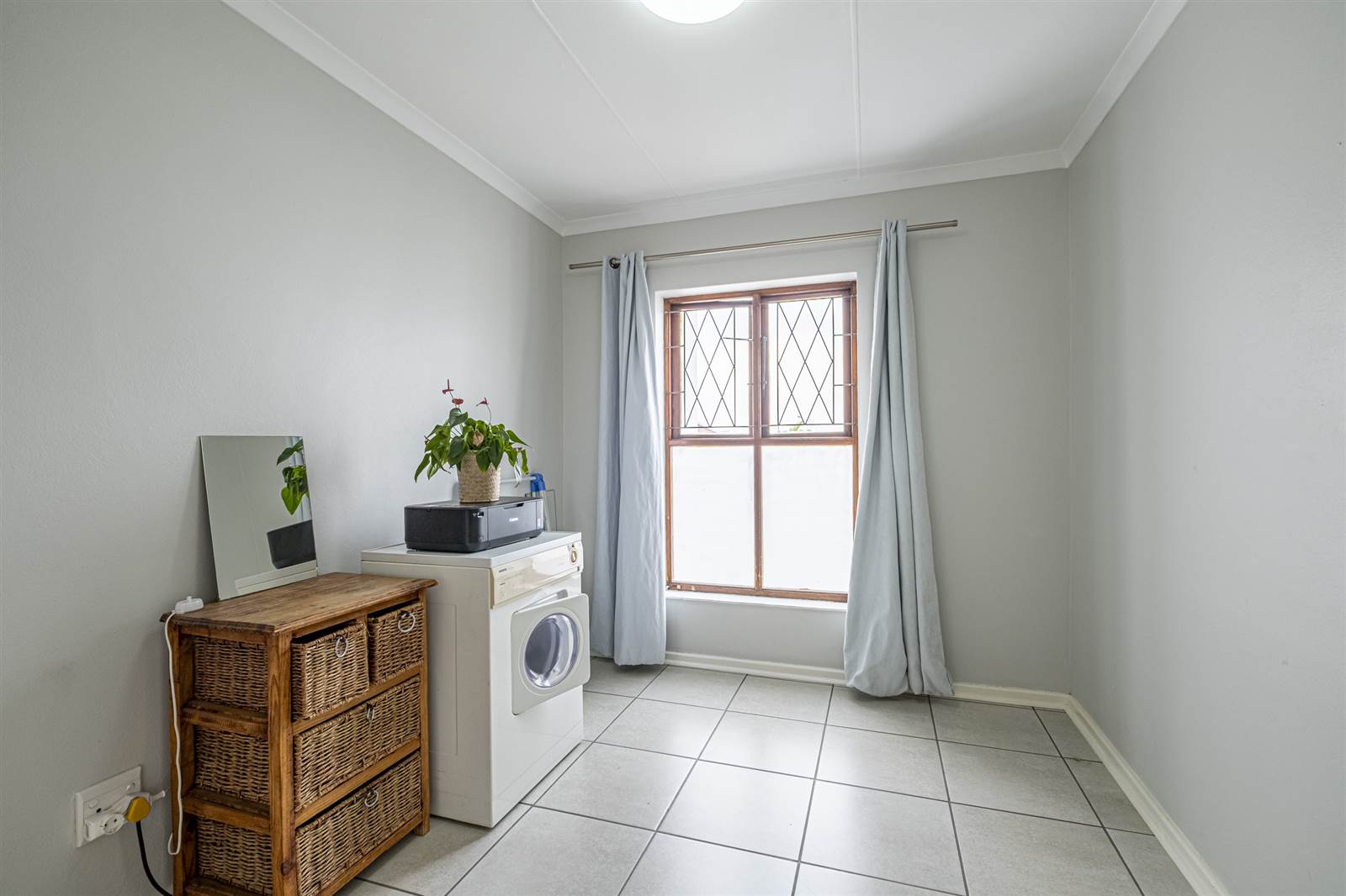 3 Bed Townhouse in Humewood photo number 22