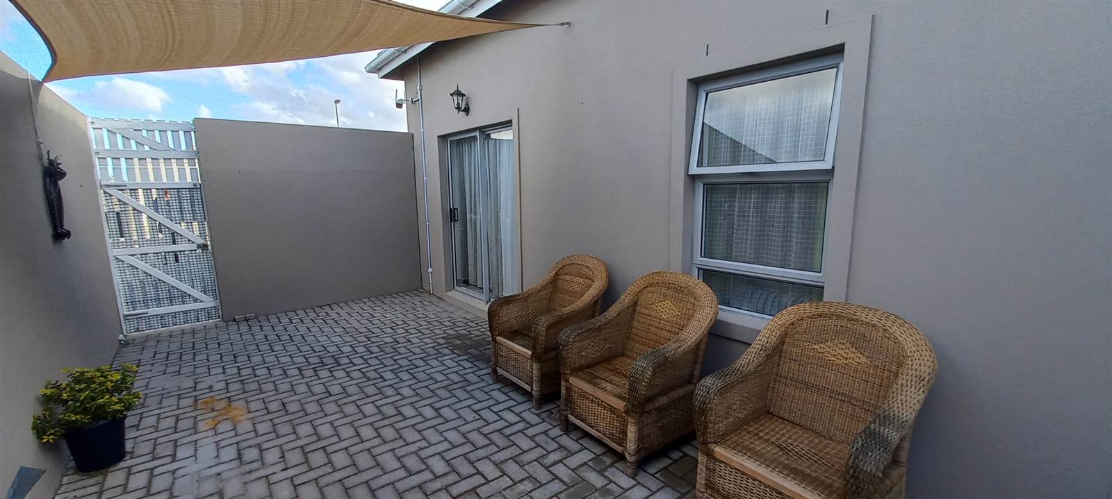 3 Bed Apartment in Kraaifontein Central photo number 12