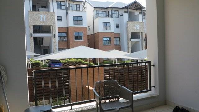 3 Bed Apartment in Olivedale photo number 24