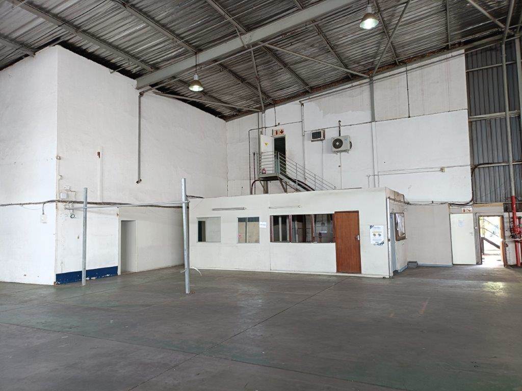 2501  m² Industrial space in Isando photo number 3