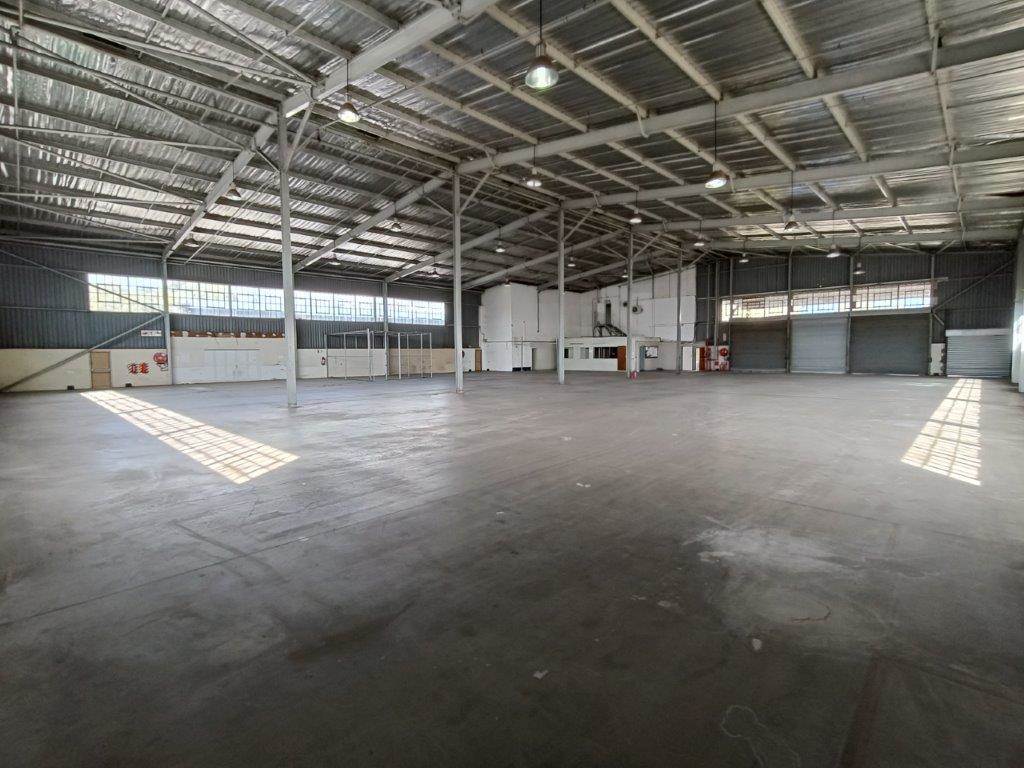 2501  m² Industrial space in Isando photo number 11