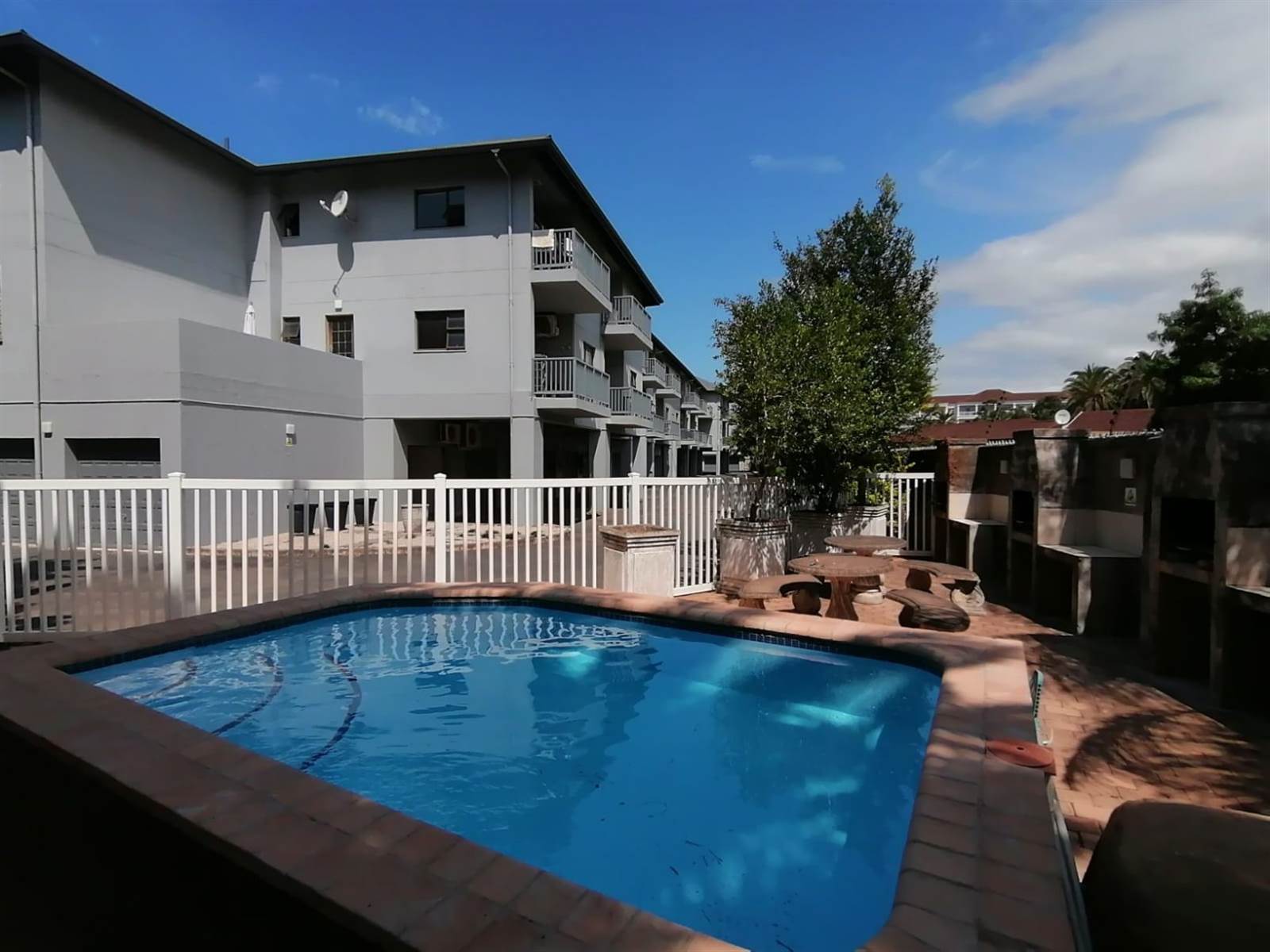 2 Bed Apartment in Shelly Beach photo number 17